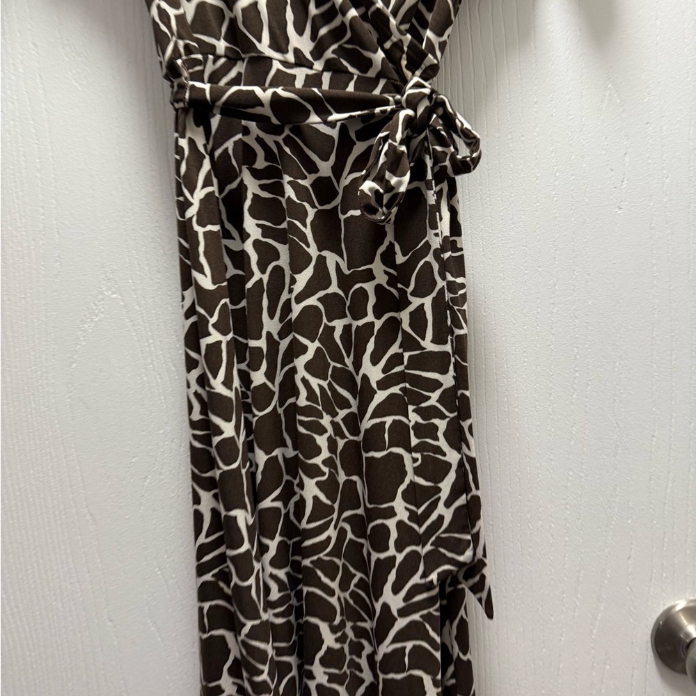 Rare Edition Brown and White Wrap Dress - Picture 3 of 8